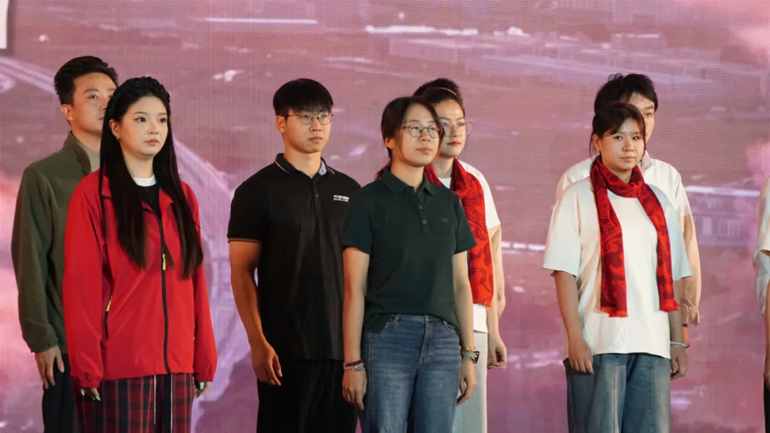 1762319673274385dynu.png 422c15f9-35d0-4d37-b081-c619f5e98e6a.png